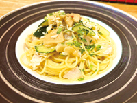 マグロとズッキーニのペペロンチーノ